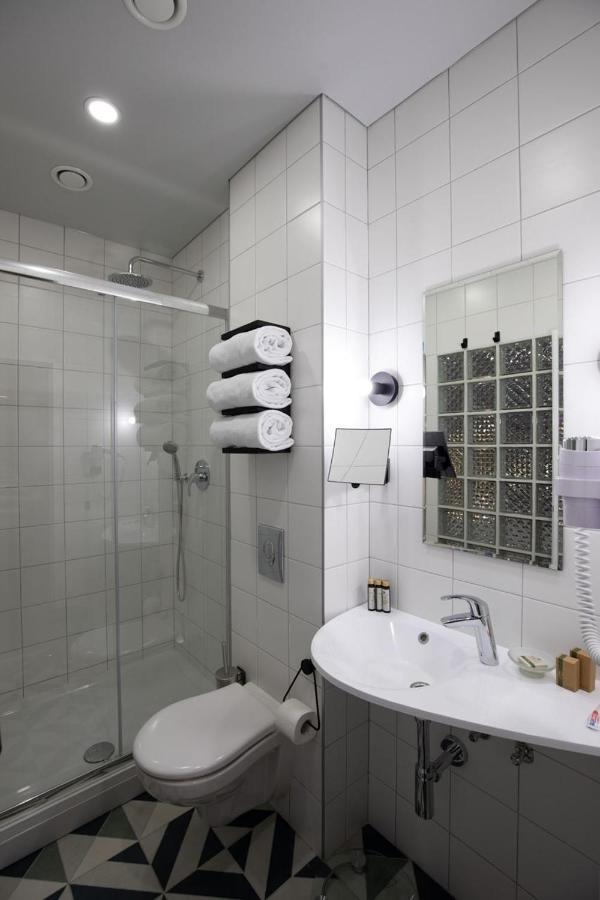 Four Rooms City Jarkov Exterior foto